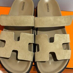 HERMES CHYPRE SANDALS, BEIGE SIZE EU 40/US 9.5